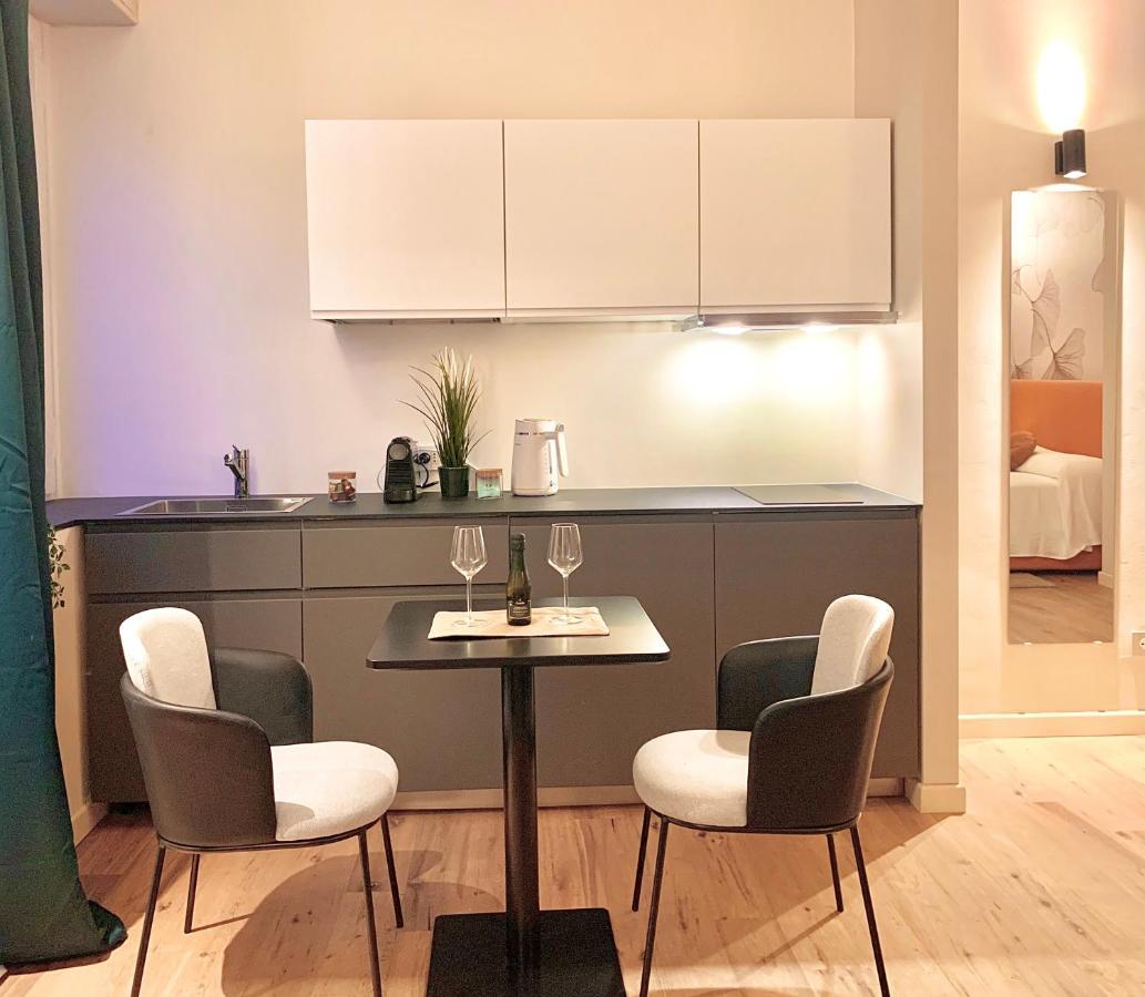 W83 Como Lake House エクステリア 写真